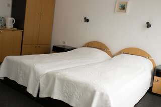 Отель Kavaler Hotel Созополь Двухместный номер с 1 кроватью или 2 отдельными кроватями-10